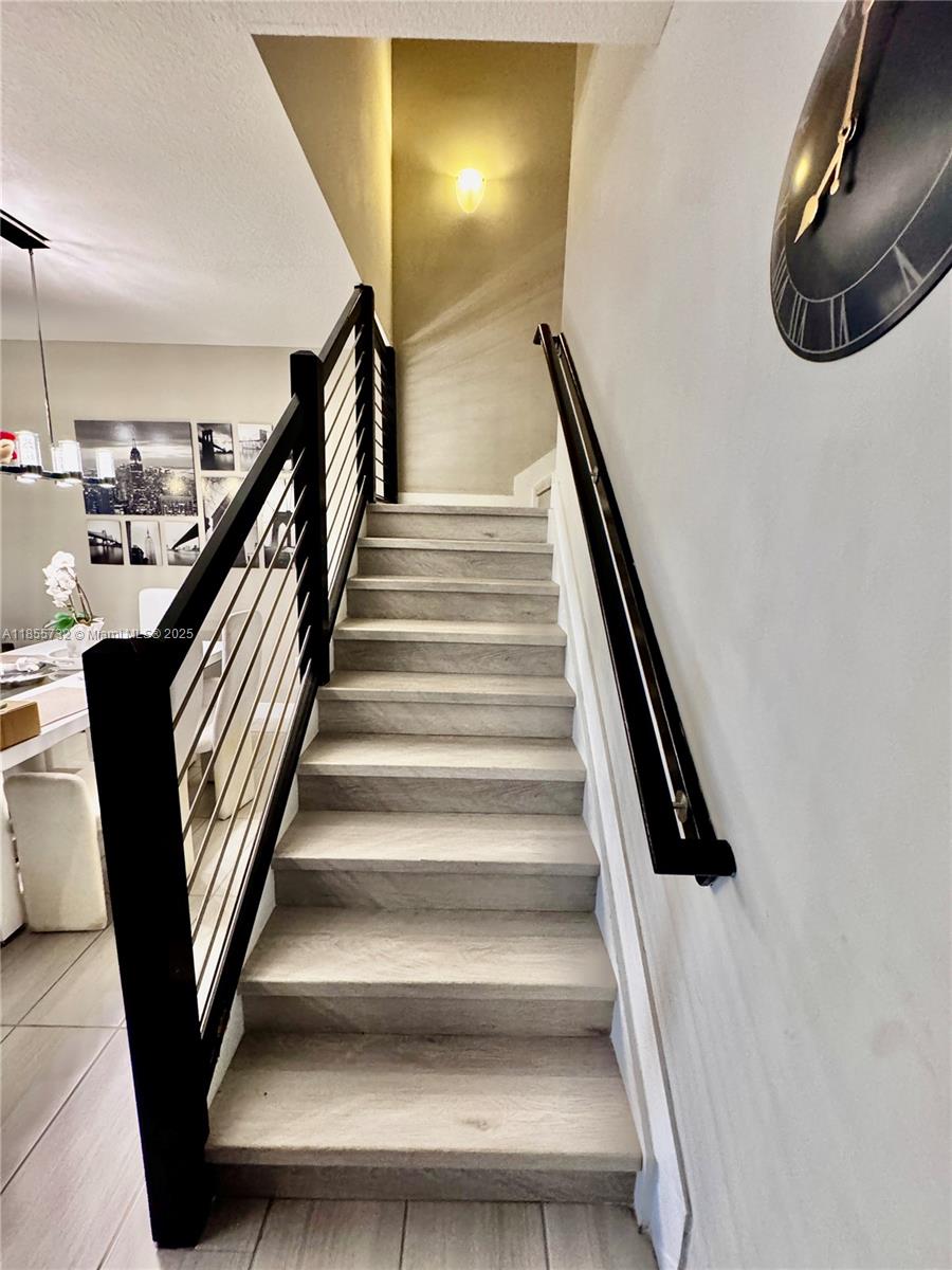 GRAND BAY SOUTH TOWNHOMES - Residential Lease