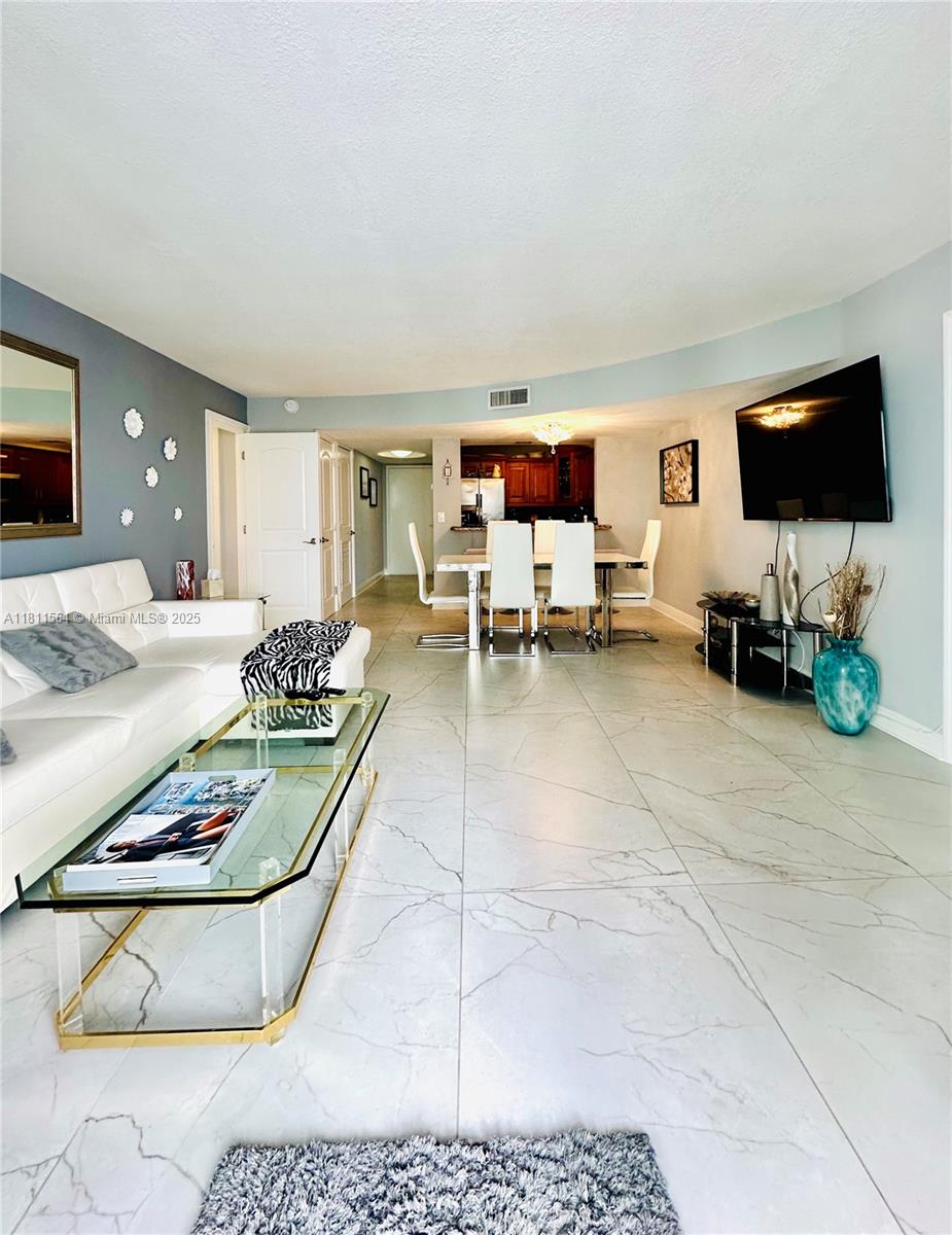 2401 S Ocean Dr 1204