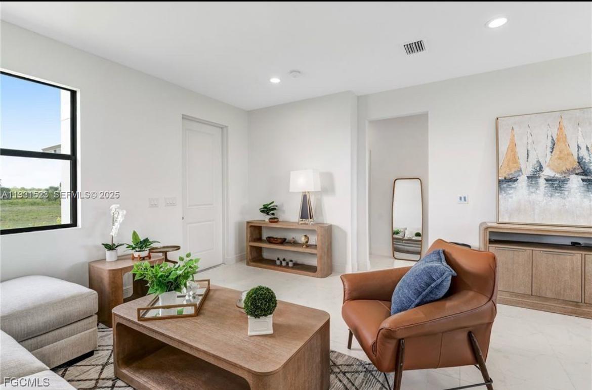 PORT LABEL - Residential