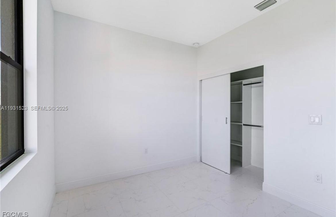 PORT LABEL - Residential