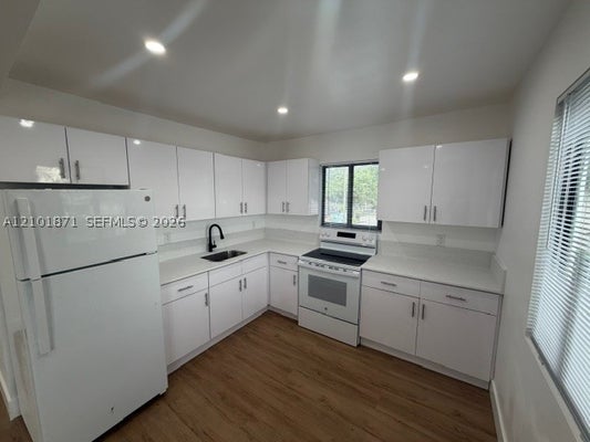 2621 NW 22ND CT # 2, MIAMI, FL 33142 - Image 0e0915e1d9ced31d1afab0b7cc610e21/1355110354