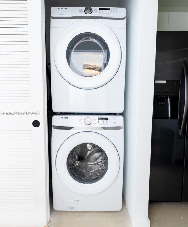 NEOS MIMO HOUSE CONDO - Residential