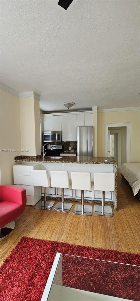 MONTERREY CONDO - Residential