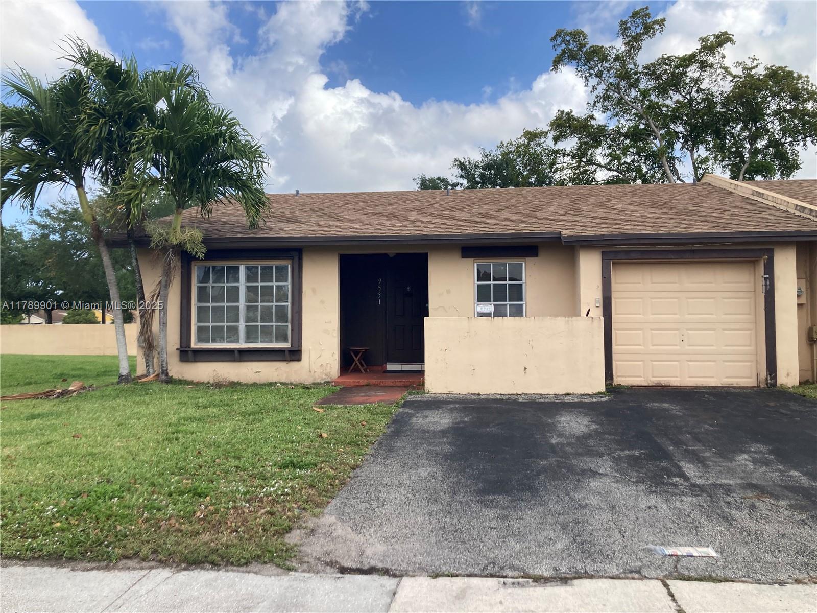 Property for Sale at 9531 W Heather Ln, Miramar, Broward County, Florida - Bedrooms: 2 
Bathrooms: 2  - $334,900