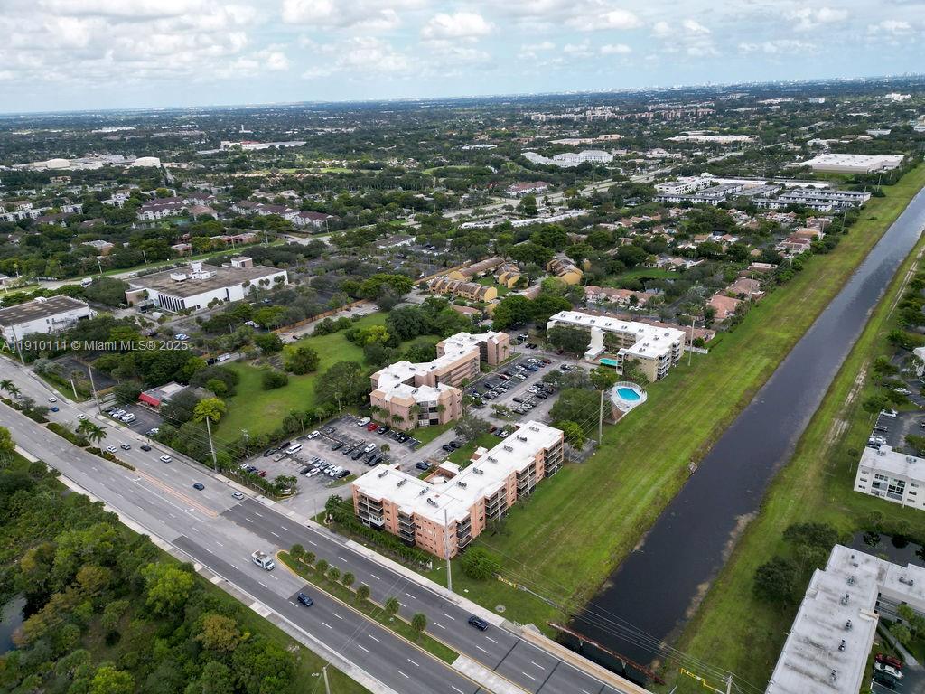 SUN RUN NO II CONDO - Residential