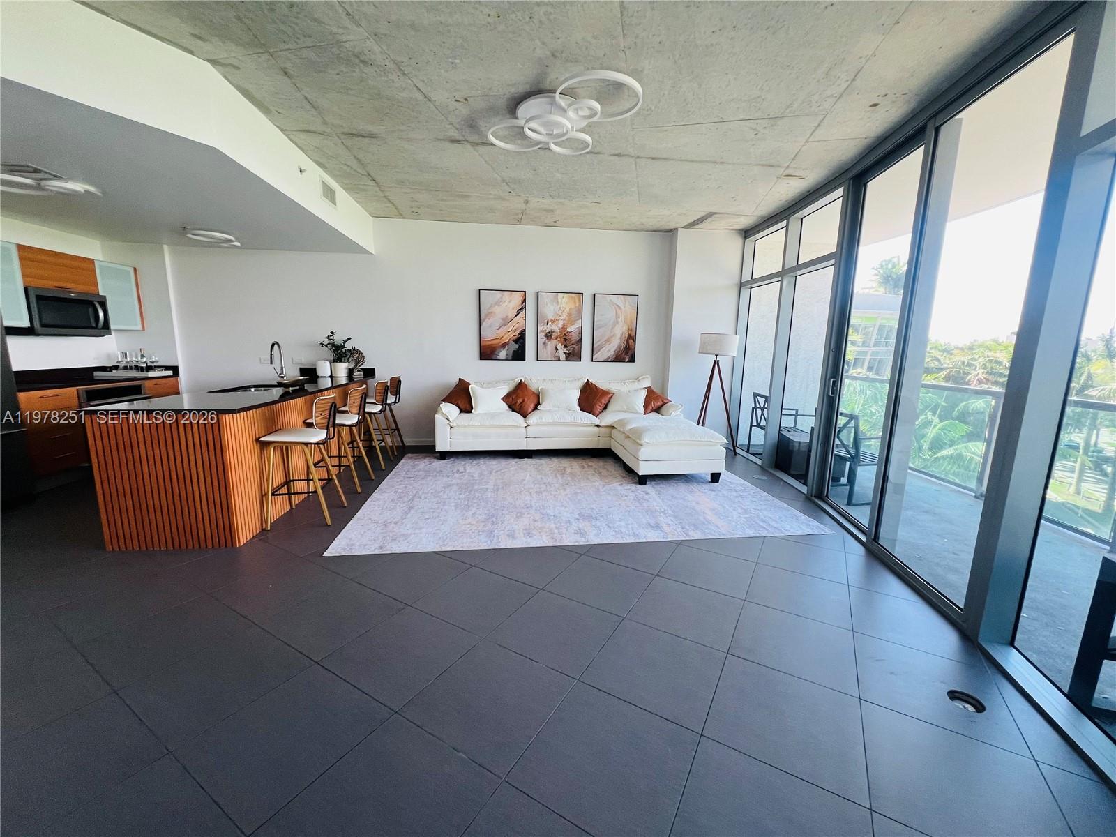 3301 NE 1st Ave M0405