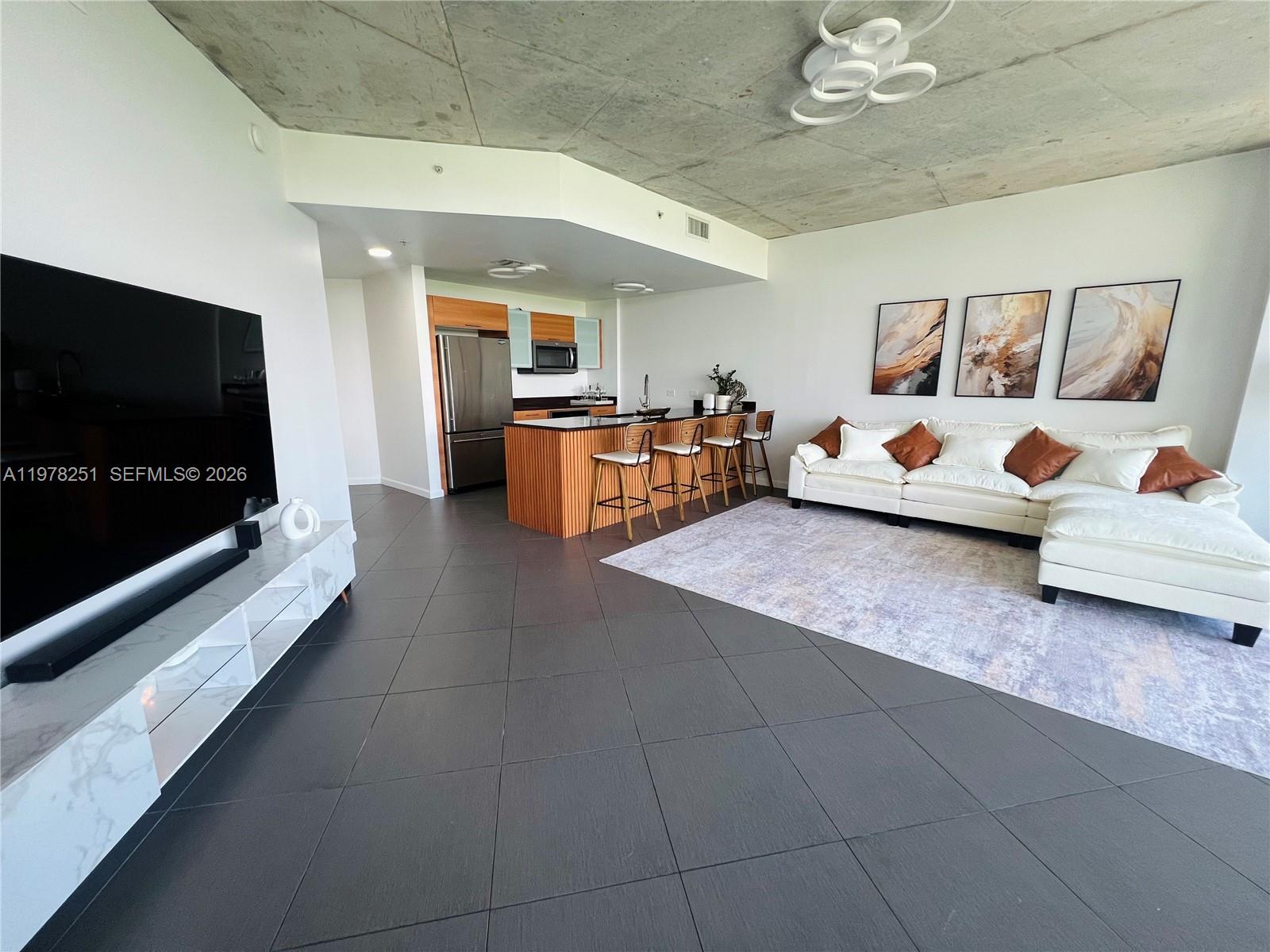 3301 NE 1st Ave M0405