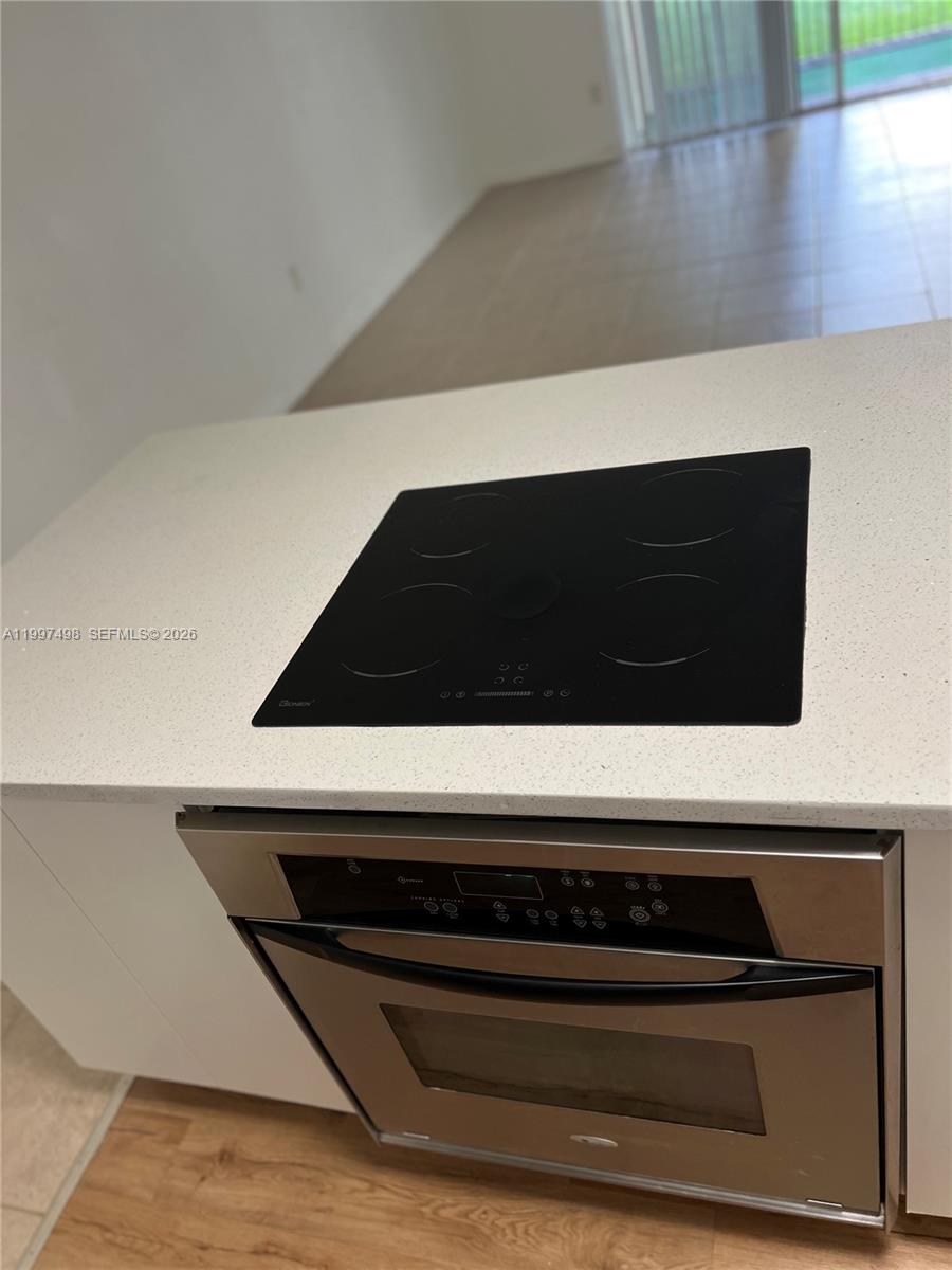 LAS VISTAS AT DORAL CONDO - Residential Lease