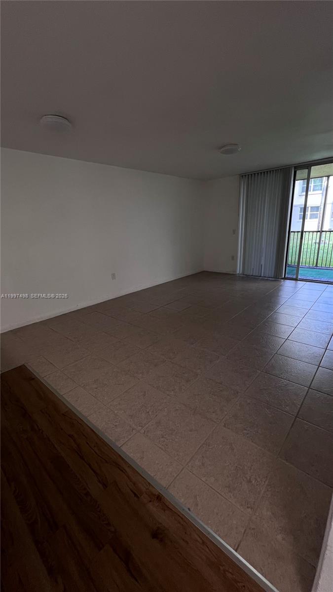 LAS VISTAS AT DORAL CONDO - Residential Lease