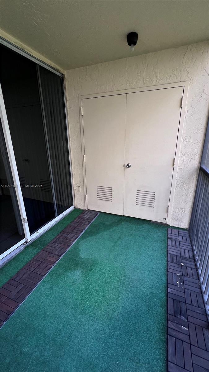 LAS VISTAS AT DORAL CONDO - Residential Lease