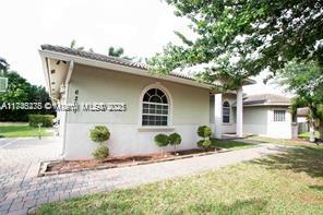6201 SW 58th Ct