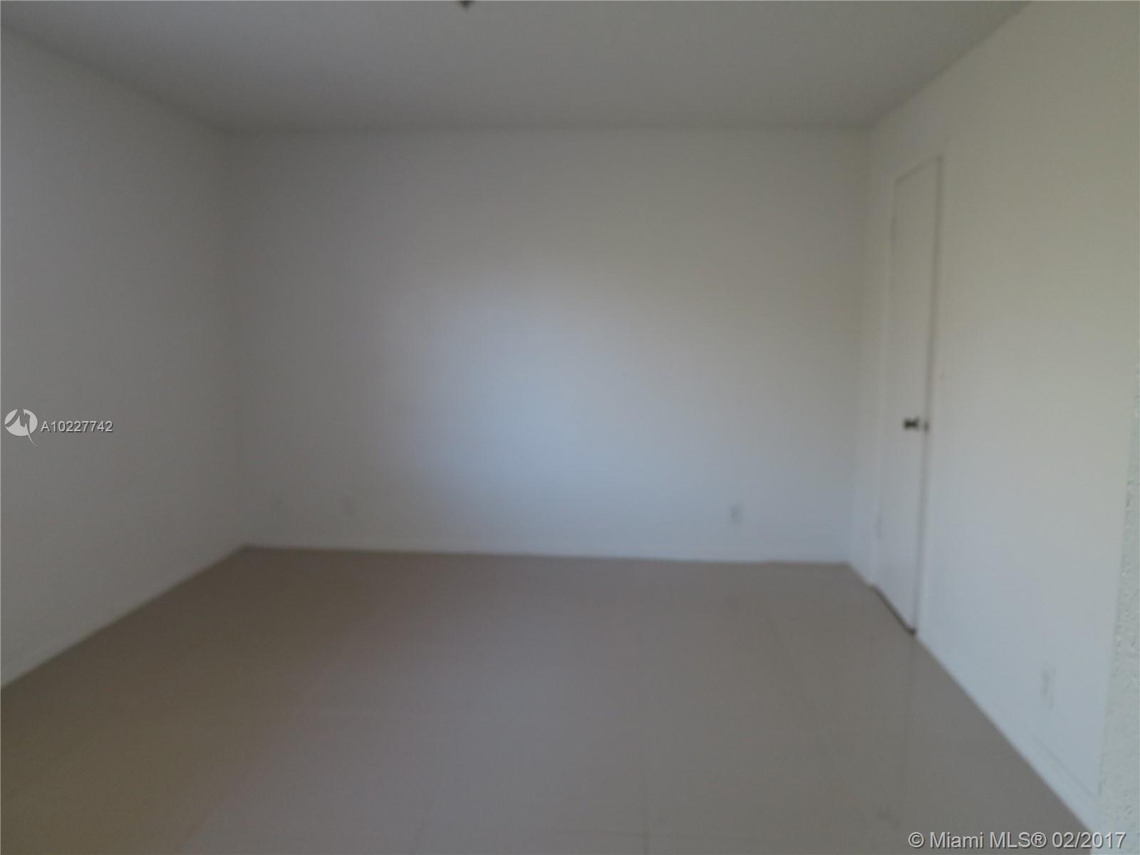 CORAL KEY CONDO - Residential Lease