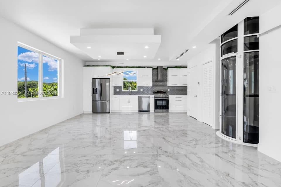 KEY LARGO OCEAN RESORT CO - Residential