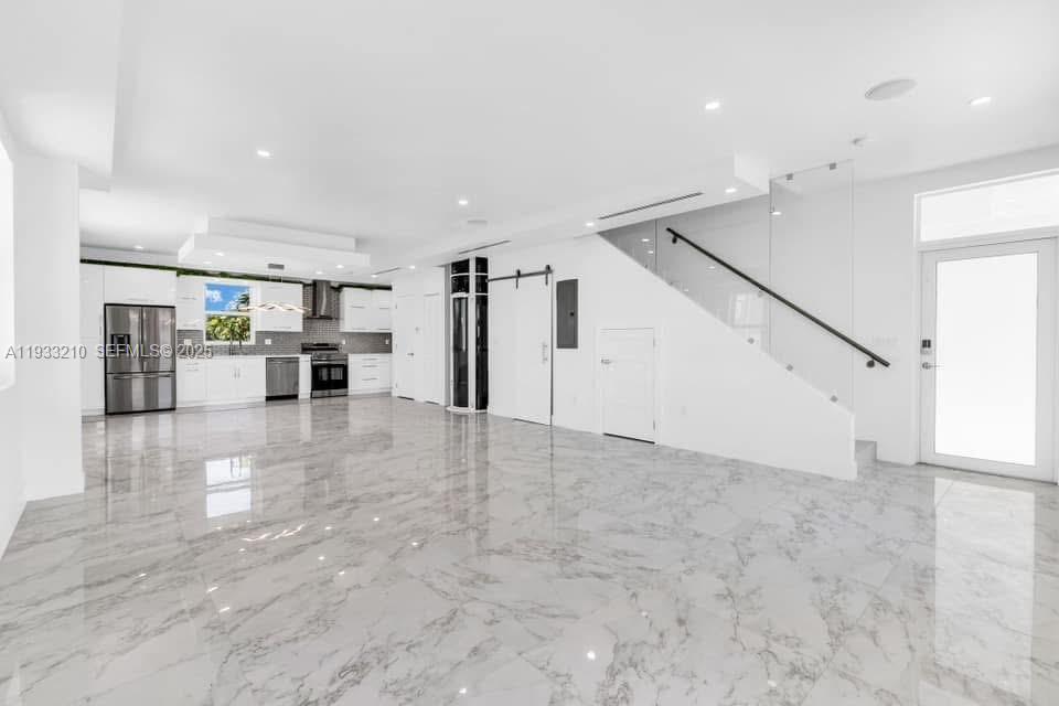 KEY LARGO OCEAN RESORT CO - Residential