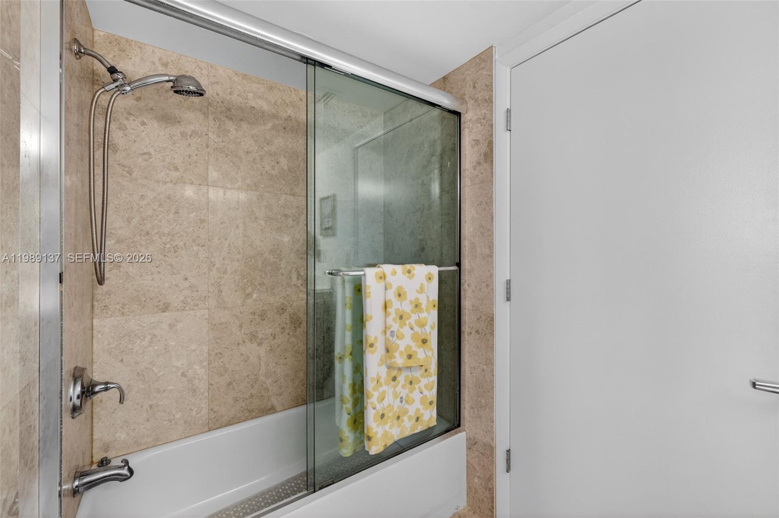 TIDES AT BRIDGESIDE SQUAR - Residential