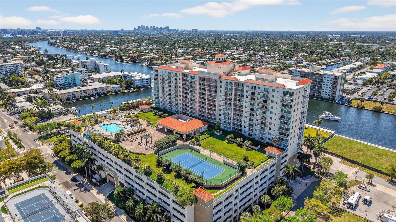 TIDES AT BRIDGESIDE SQUAR - Residential