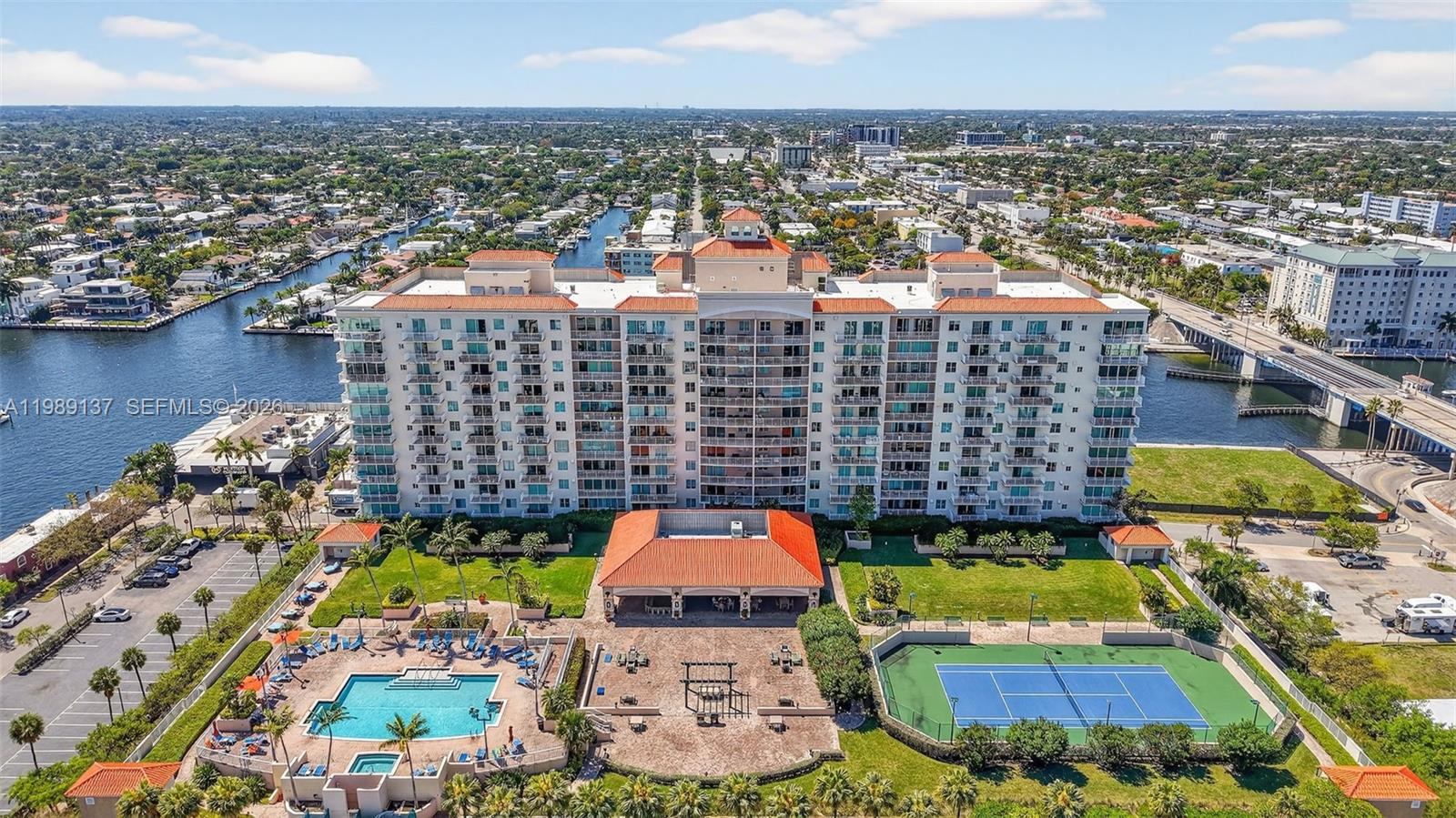 TIDES AT BRIDGESIDE SQUAR - Residential