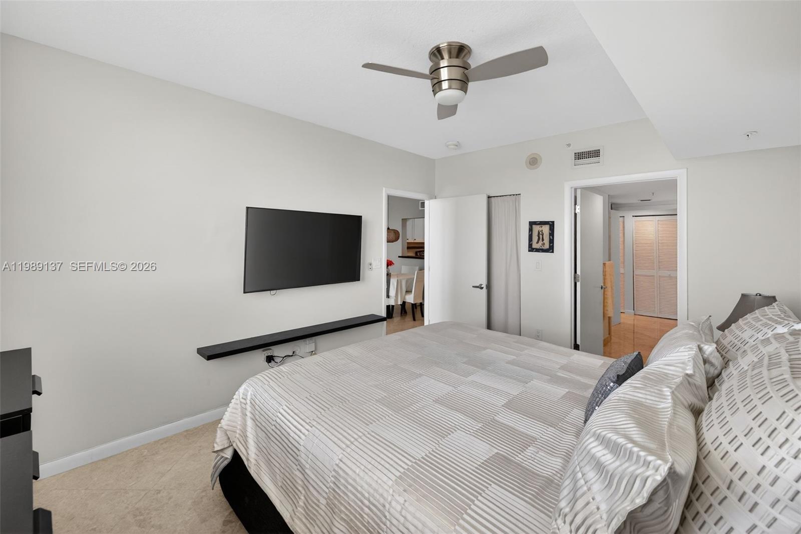 TIDES AT BRIDGESIDE SQUAR - Residential