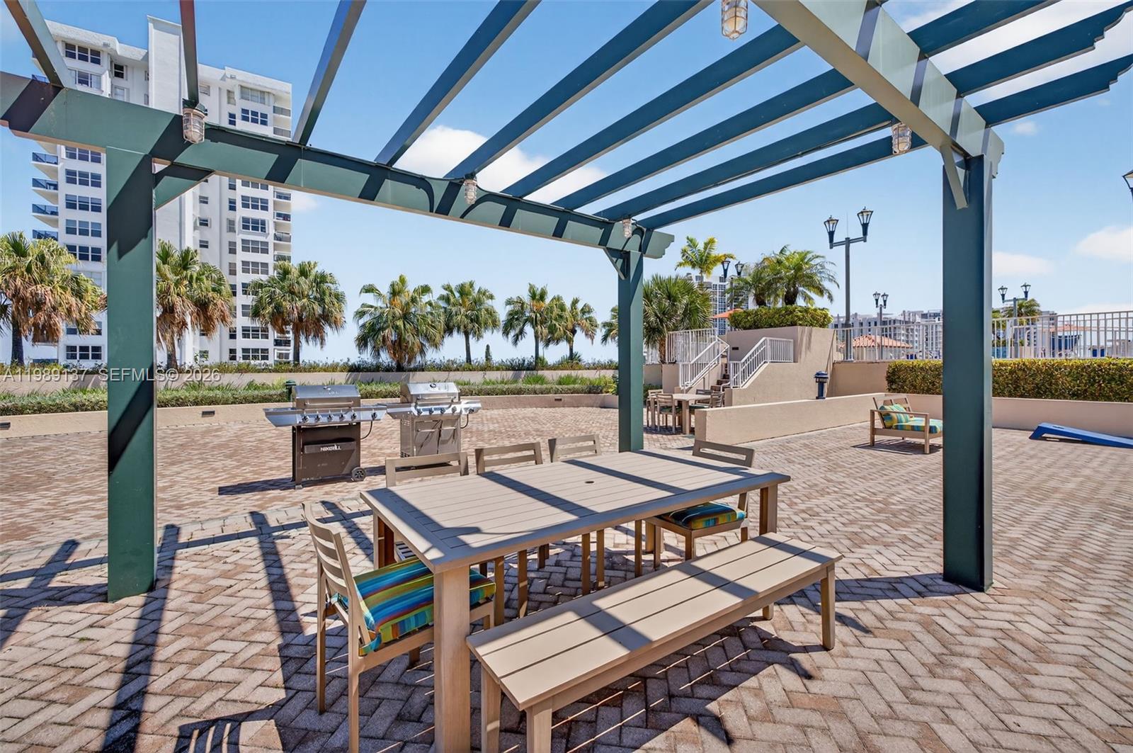 TIDES AT BRIDGESIDE SQUAR - Residential