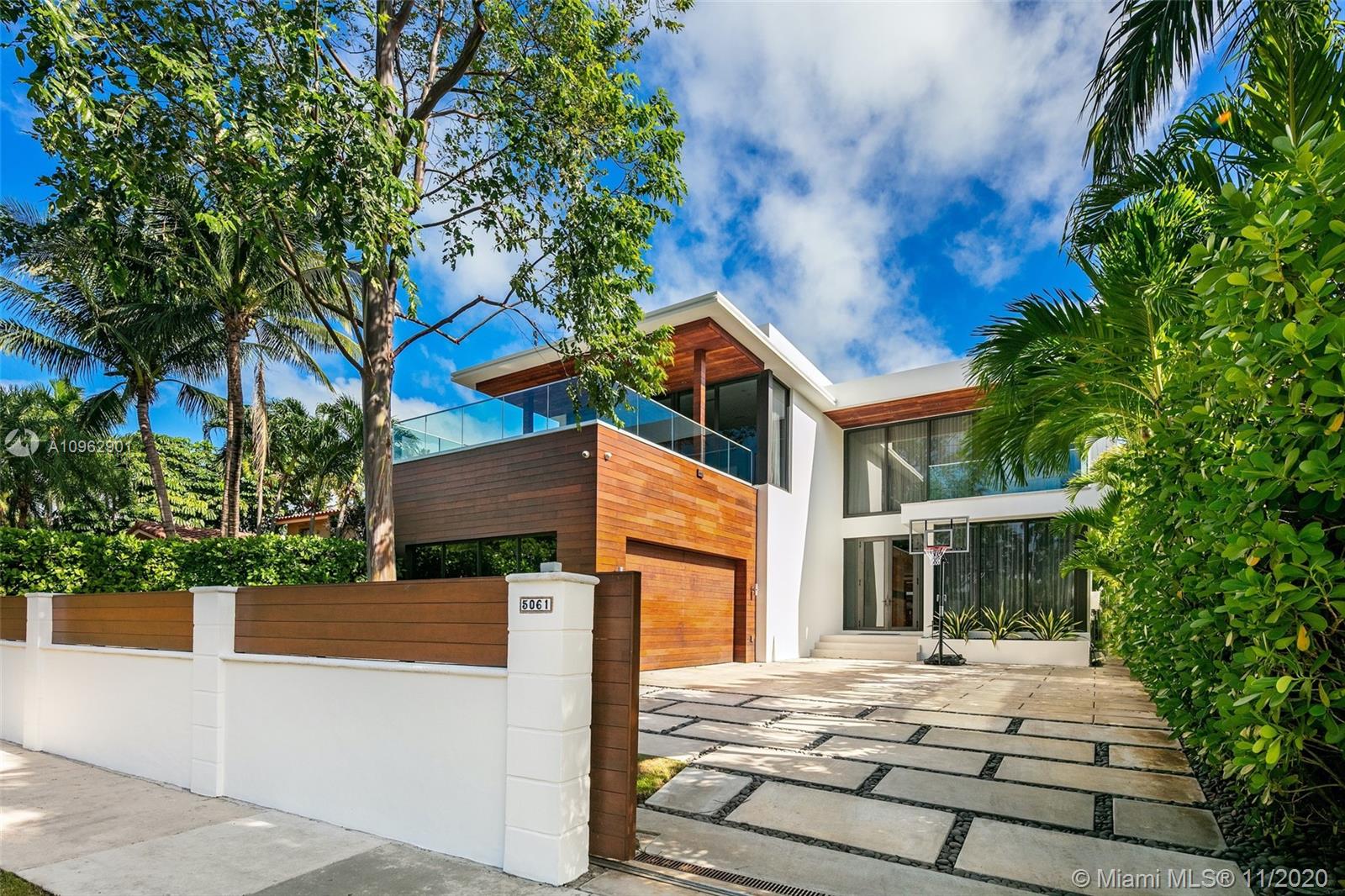 LA GORCE GOLF SUB - Residential