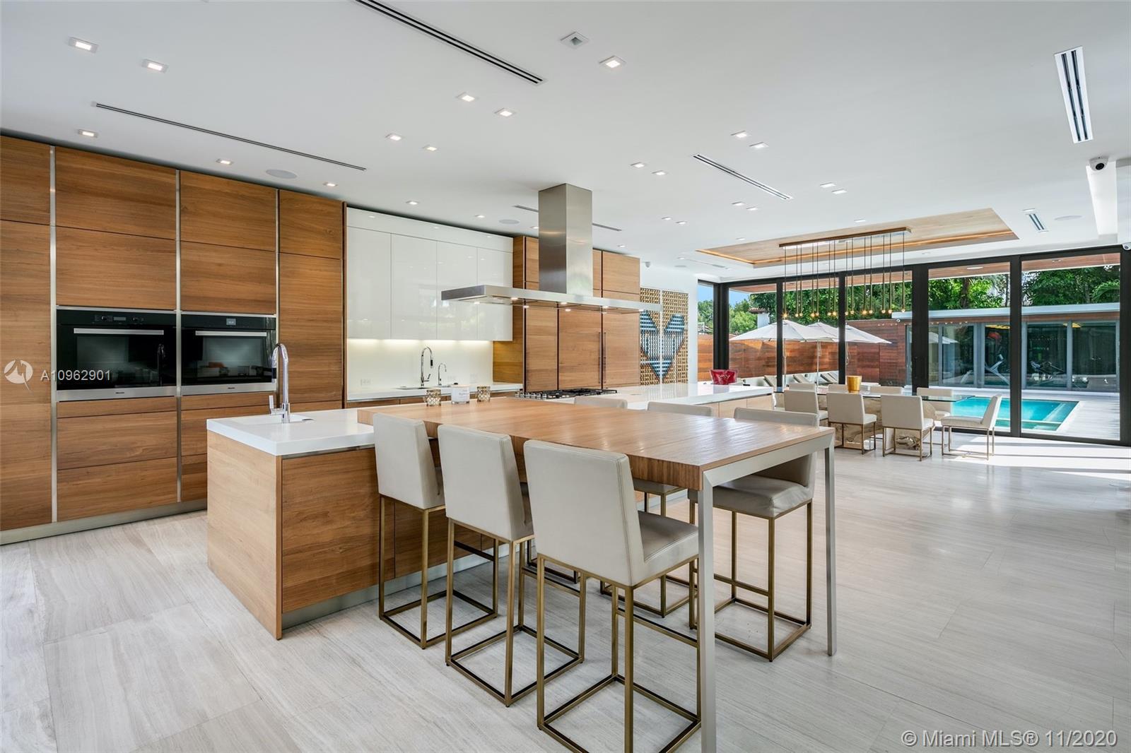 LA GORCE GOLF SUB - Residential