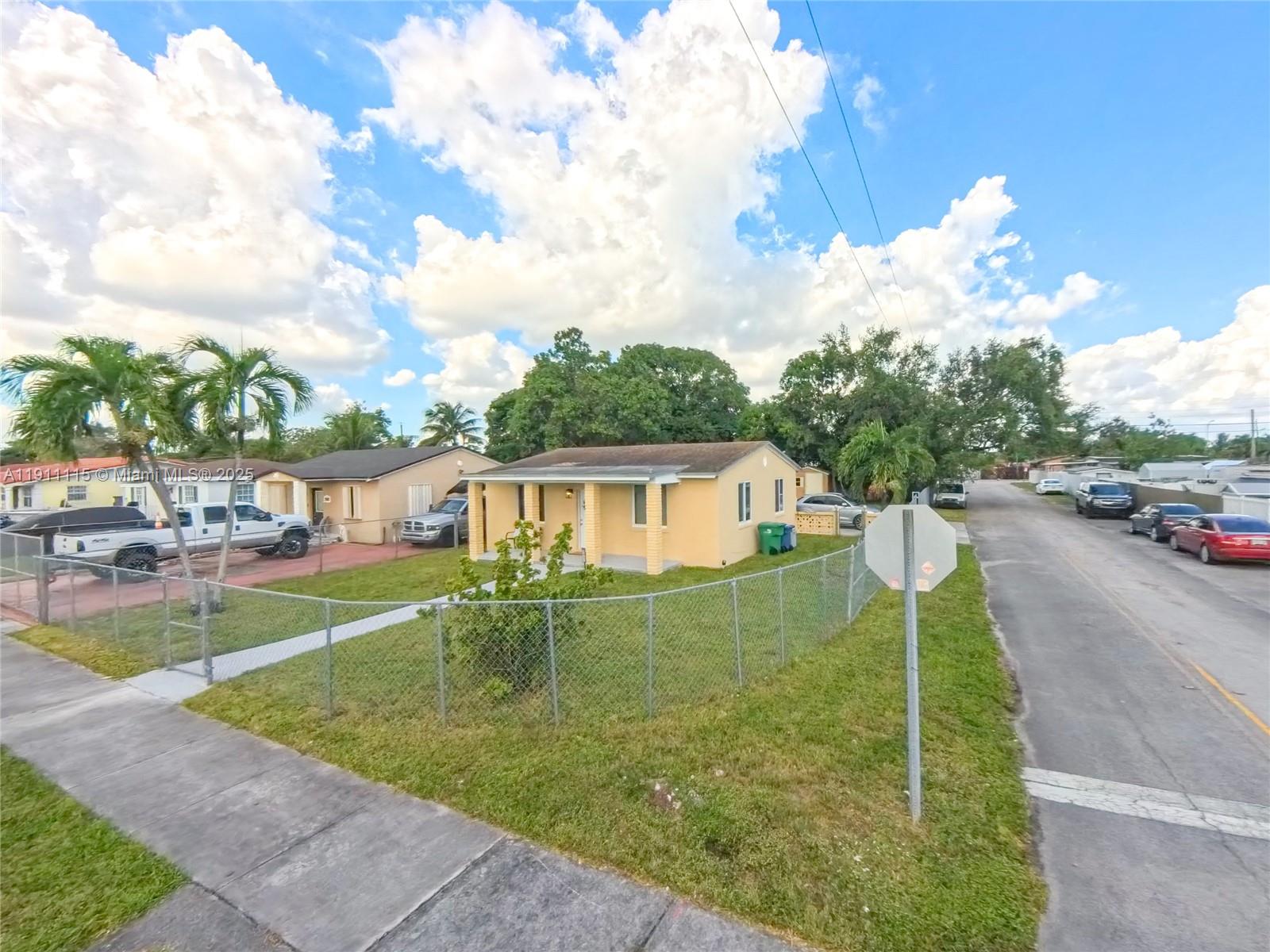 THE TROPICS AMD - Residential