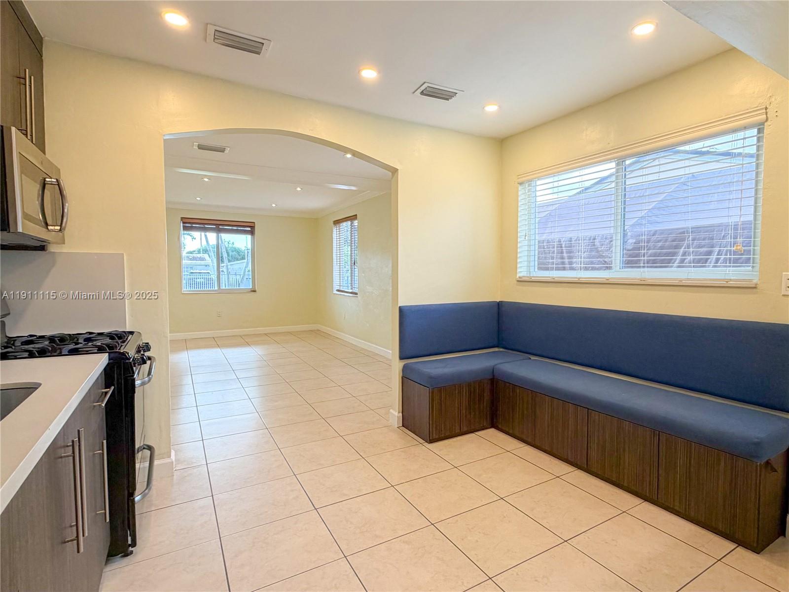 THE TROPICS AMD - Residential