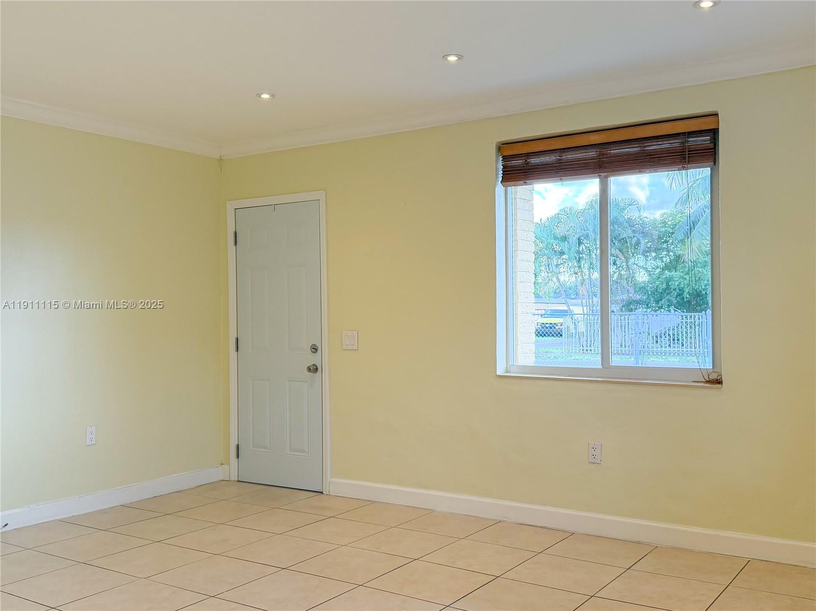 THE TROPICS AMD - Residential