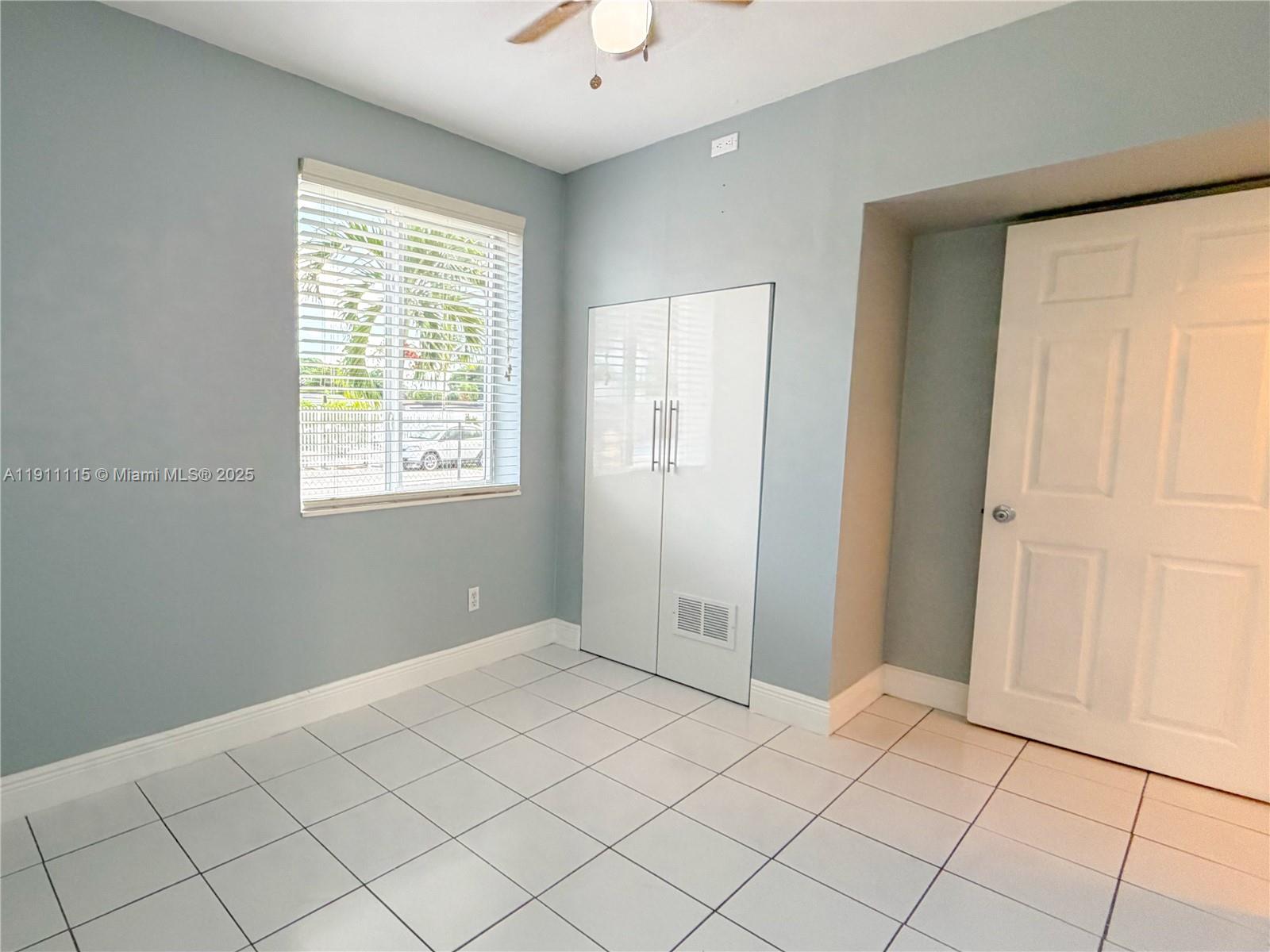 THE TROPICS AMD - Residential