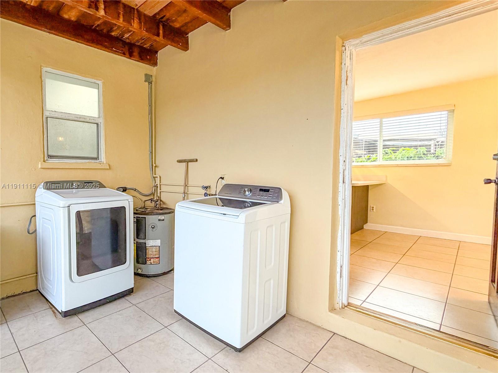 THE TROPICS AMD - Residential