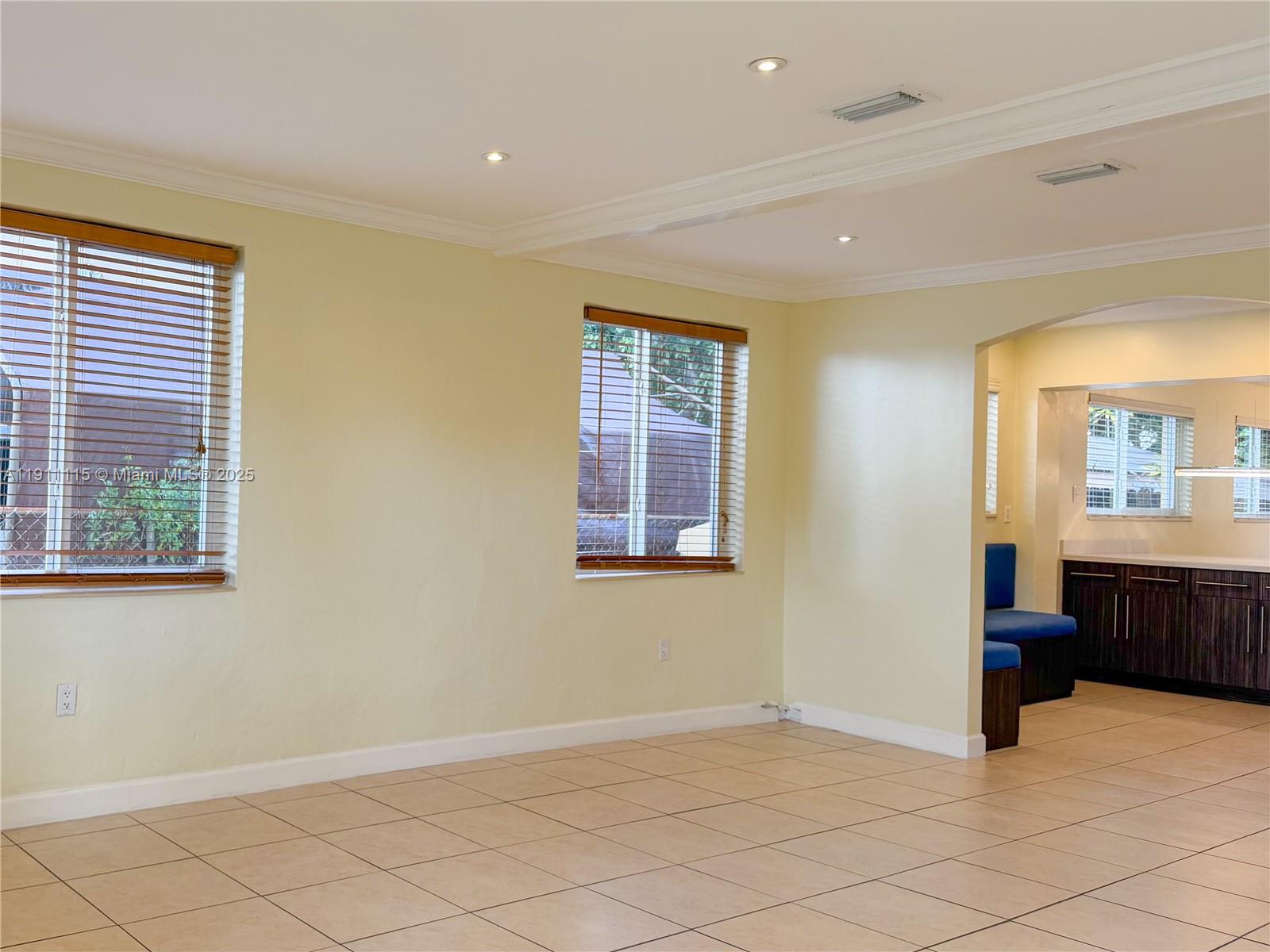 THE TROPICS AMD - Residential