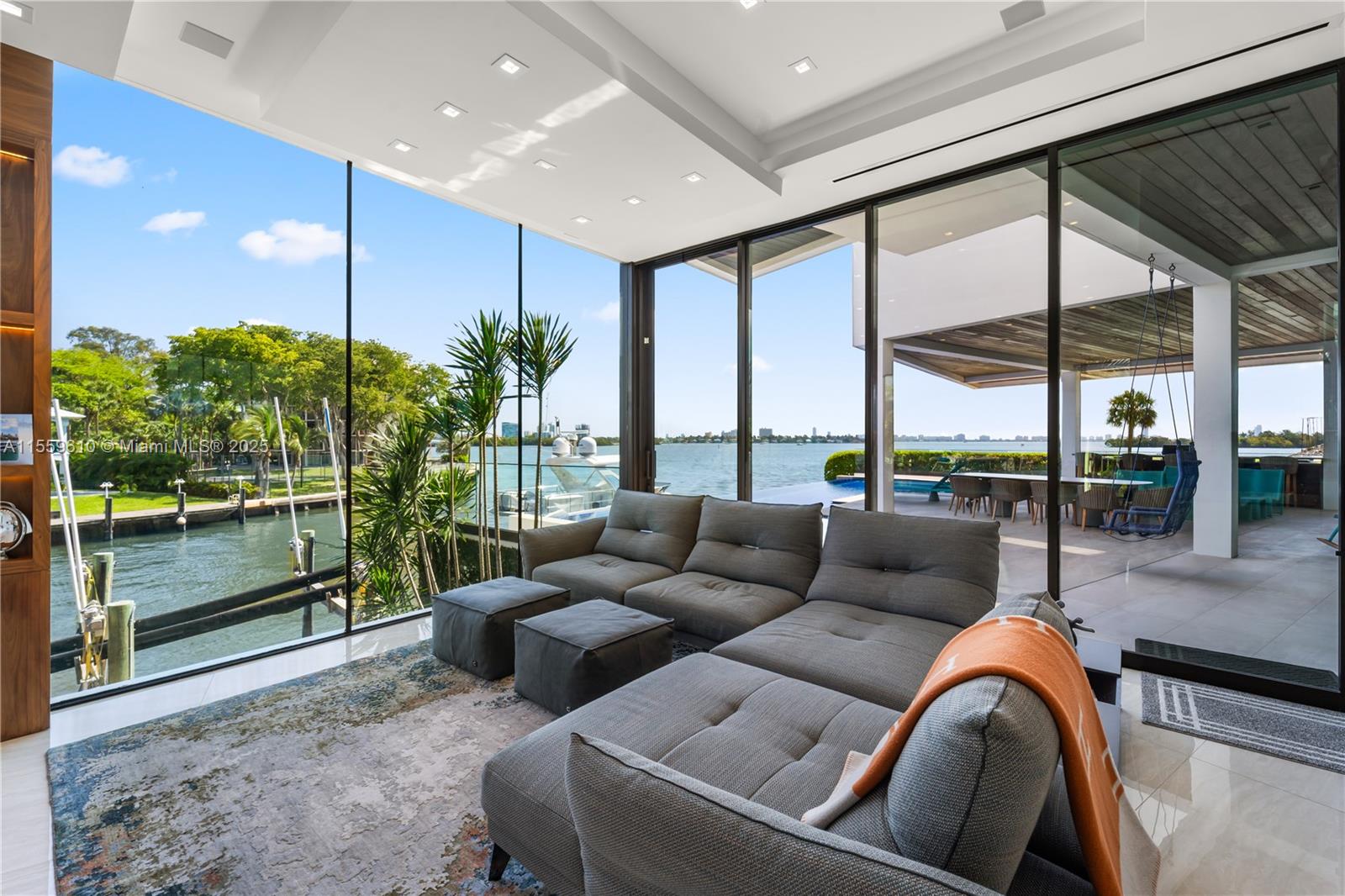 1133 Belle Meade Island Dr