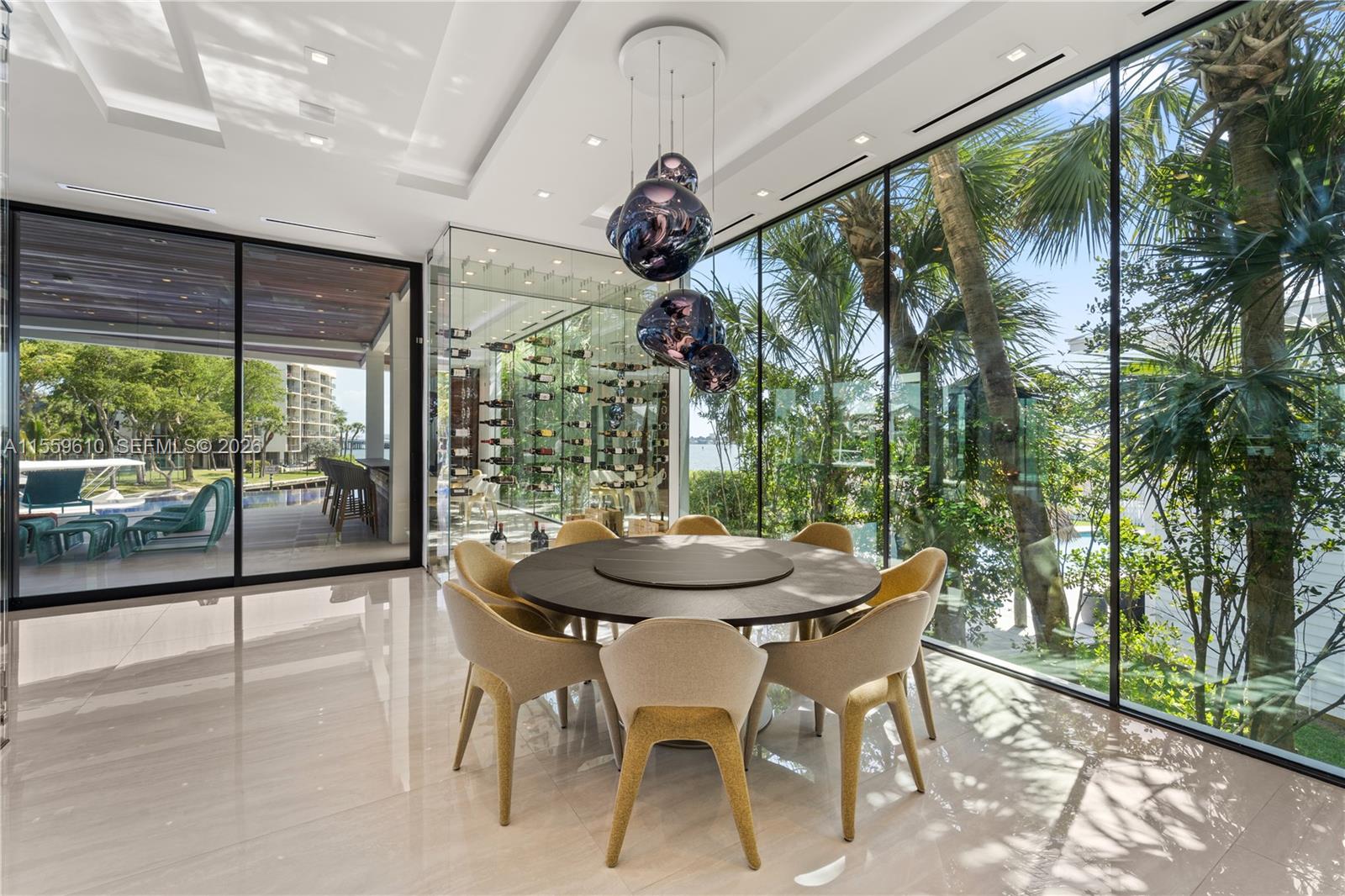 BELLE MEADE ISLAND - Residential