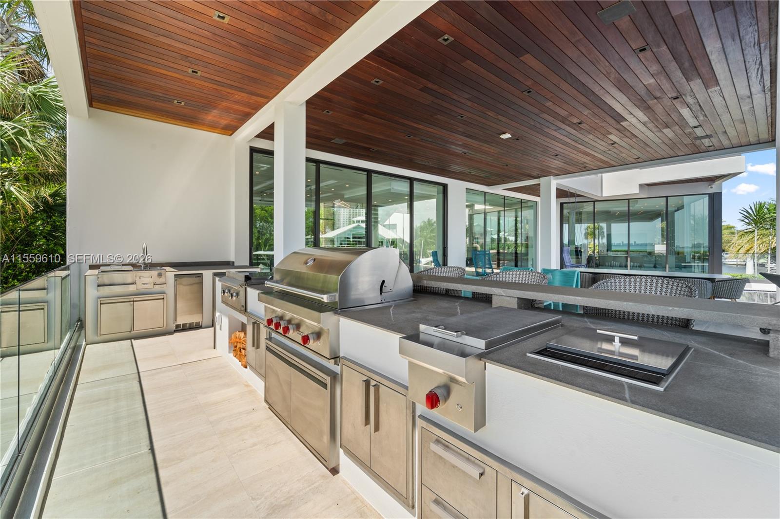 BELLE MEADE ISLAND - Residential