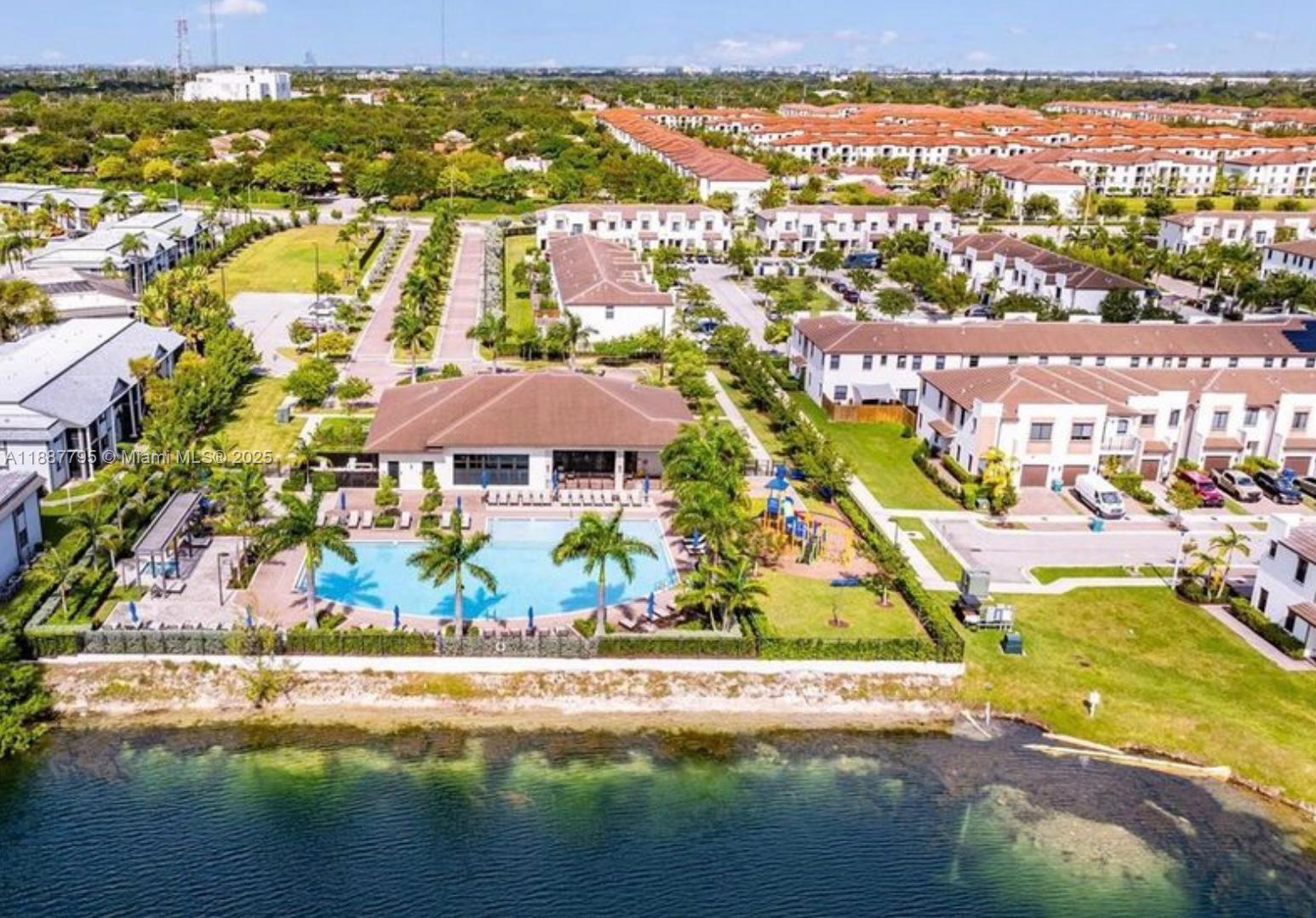 VIA VENTURA NEIGHBORHOOD - Residential Lease