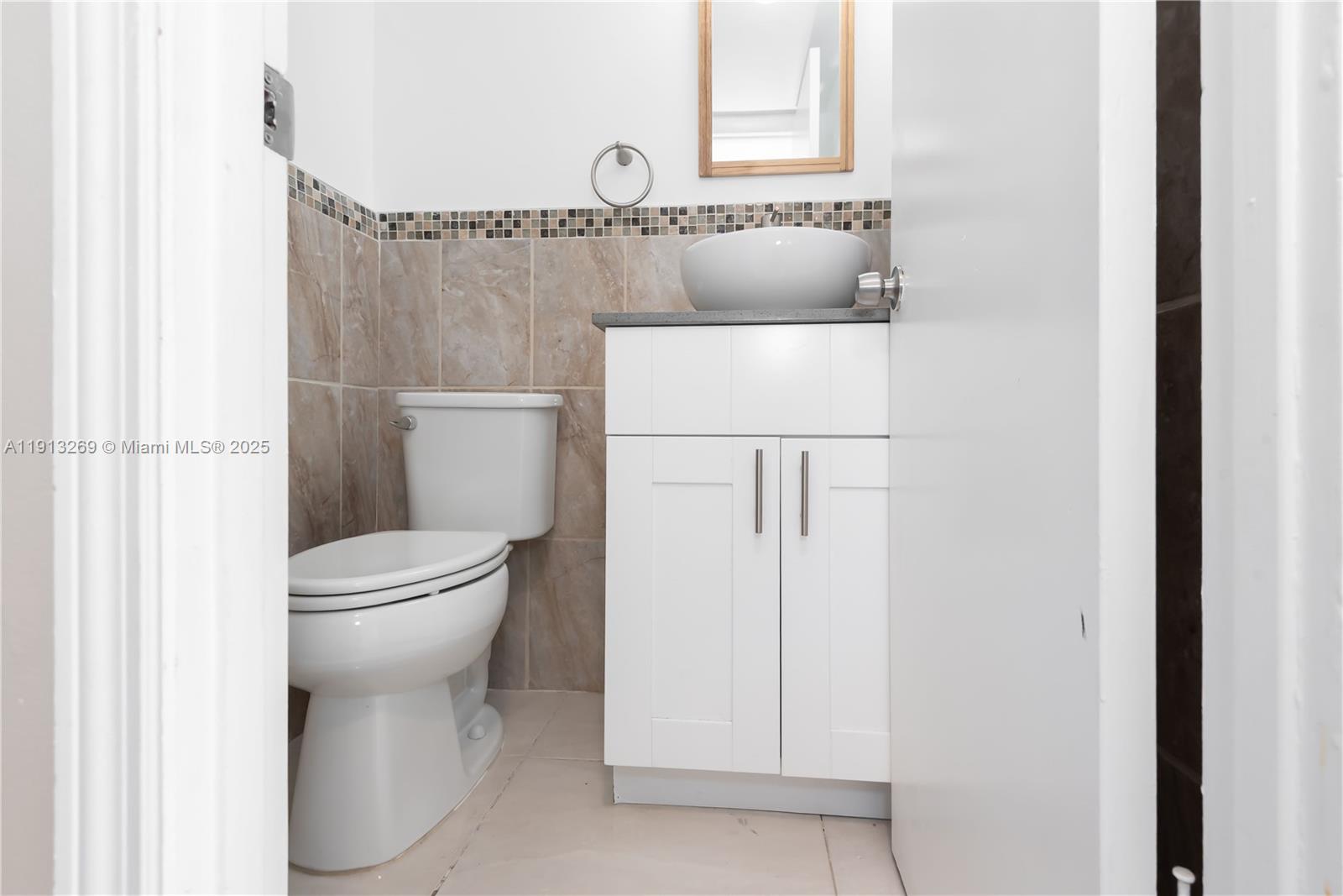 LE JEUNE HOUSE CONDO - Residential