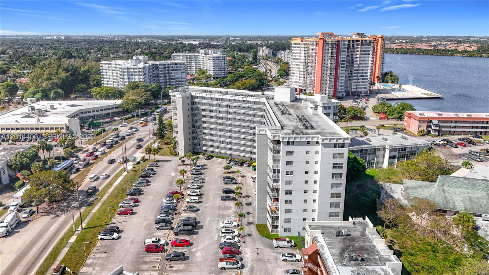 FIFITH MOORINGS CONDO - Residential