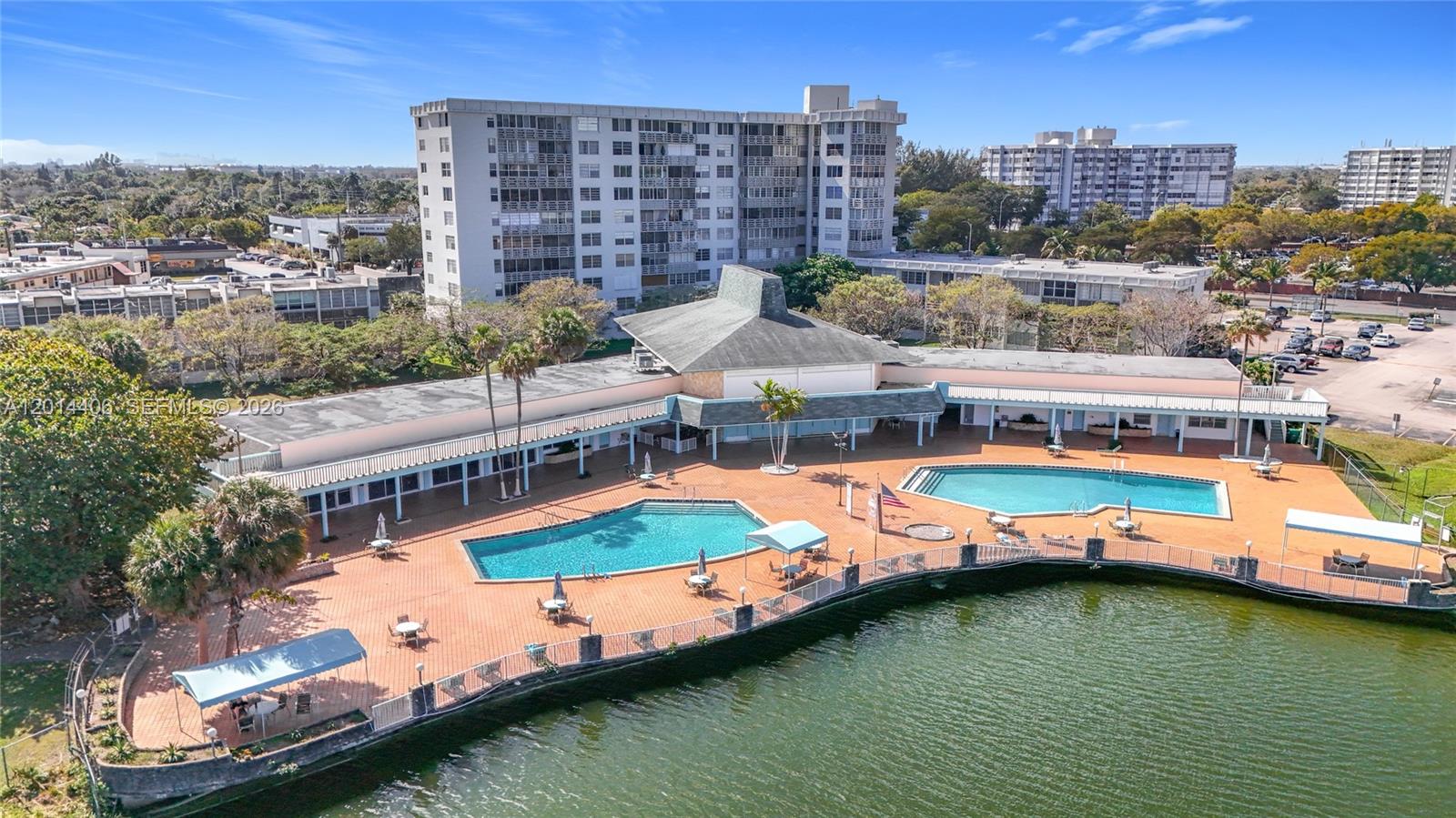 FIFITH MOORINGS CONDO - Residential