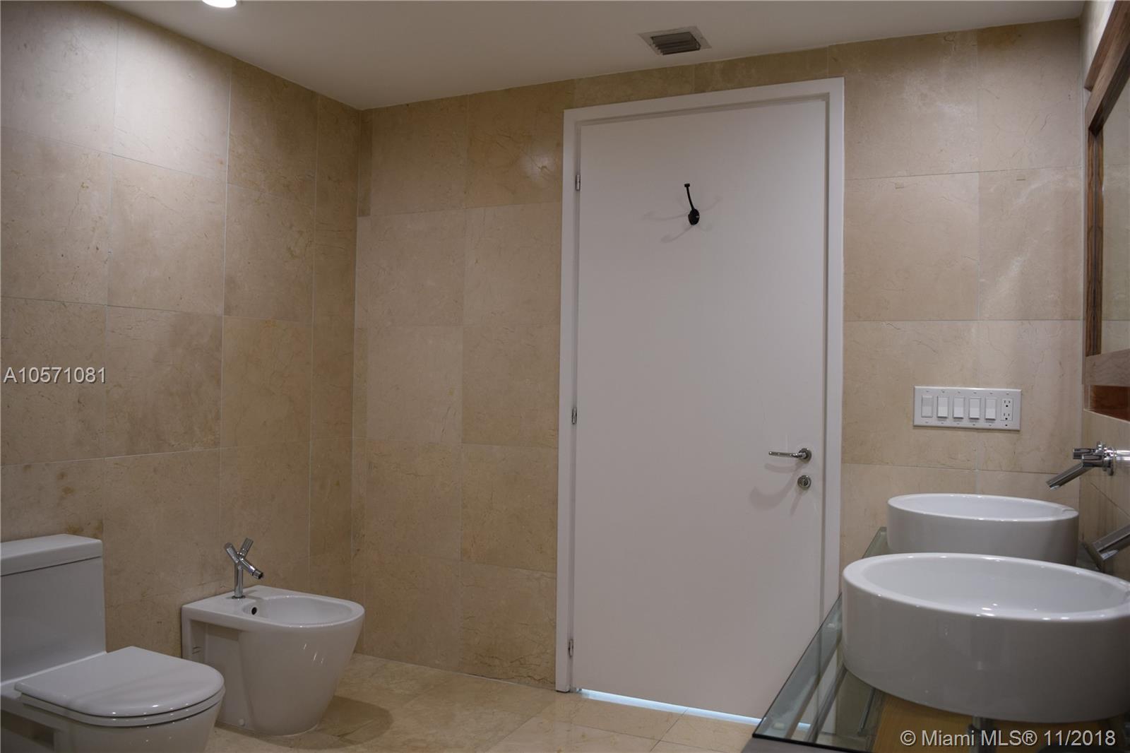 6000 INDIAN CREEK CONDO - Residential Lease