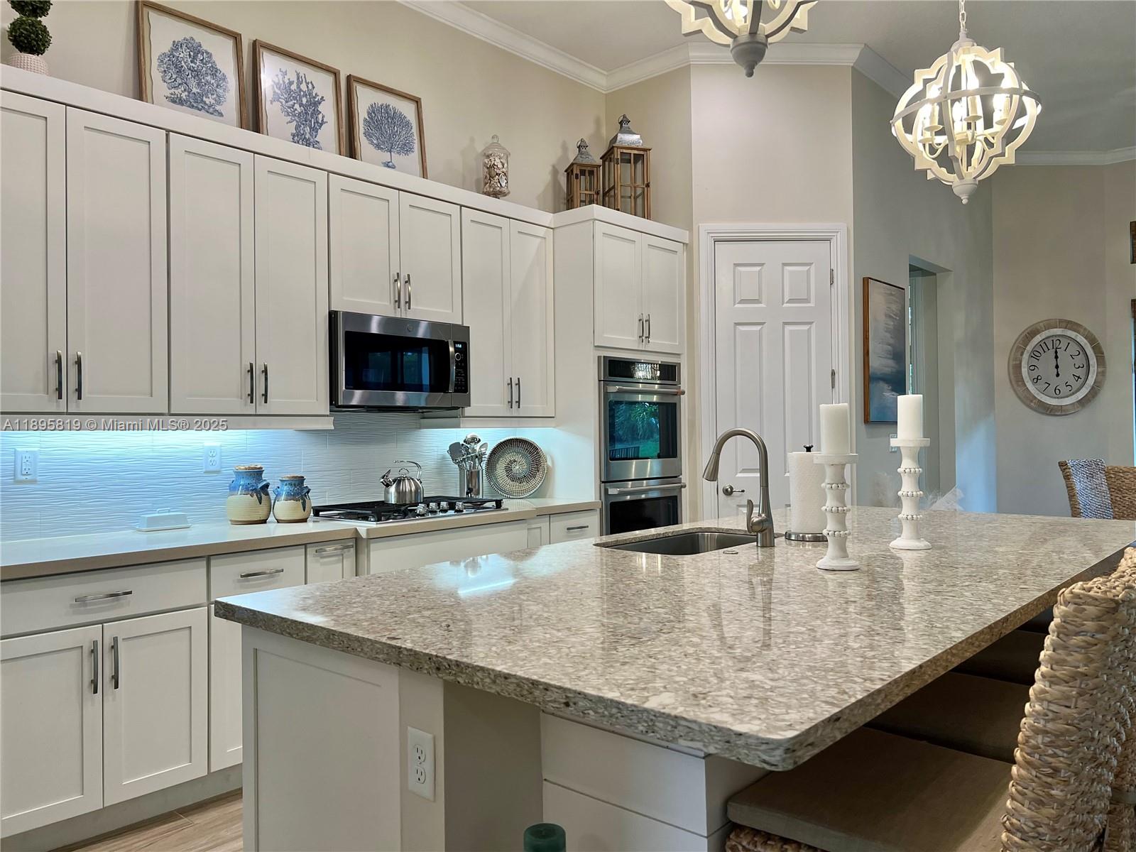 PARKLAND ROYALE - Residential