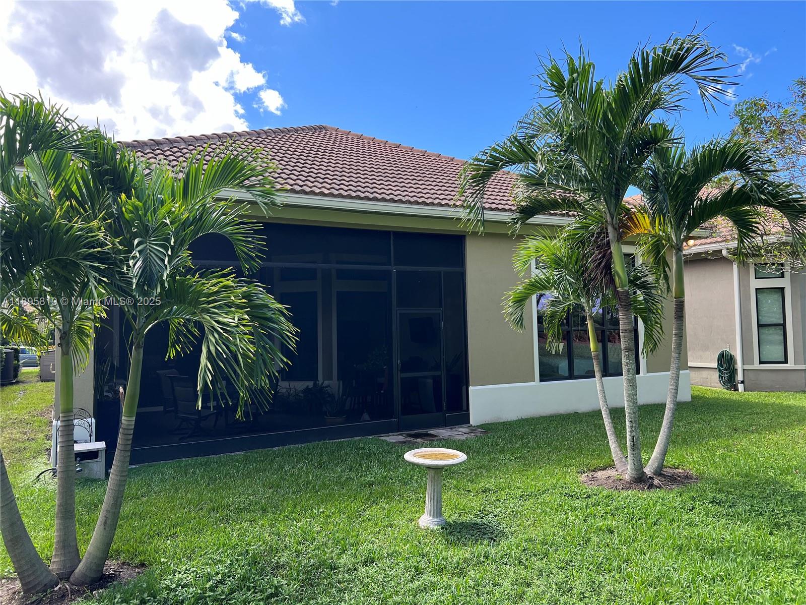 PARKLAND ROYALE - Residential