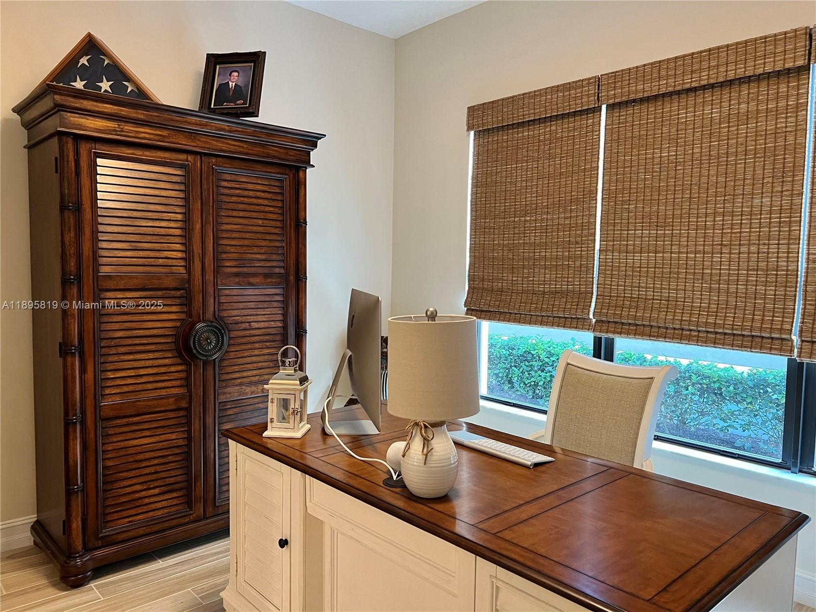 PARKLAND ROYALE - Residential