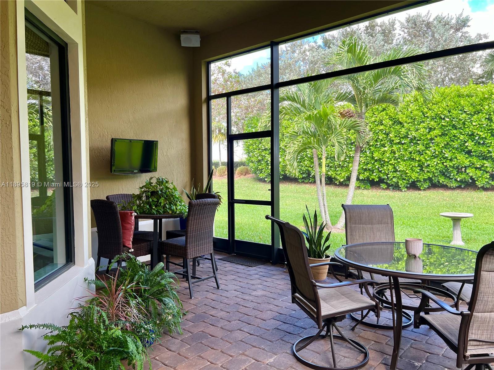 PARKLAND ROYALE - Residential