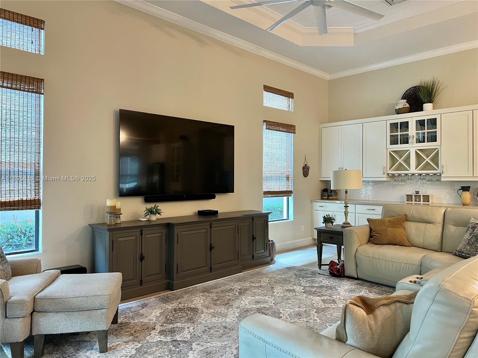 PARKLAND ROYALE - Residential