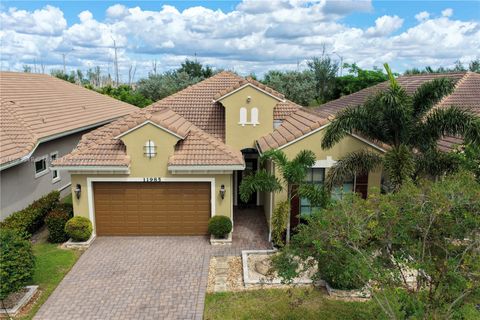 11985 N Kalmar Cir N Parkland FL 33076