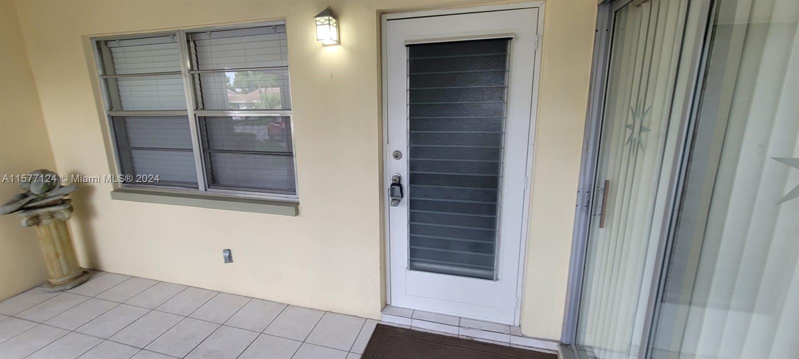 MARINE COLONY CONDO - Residential Lease