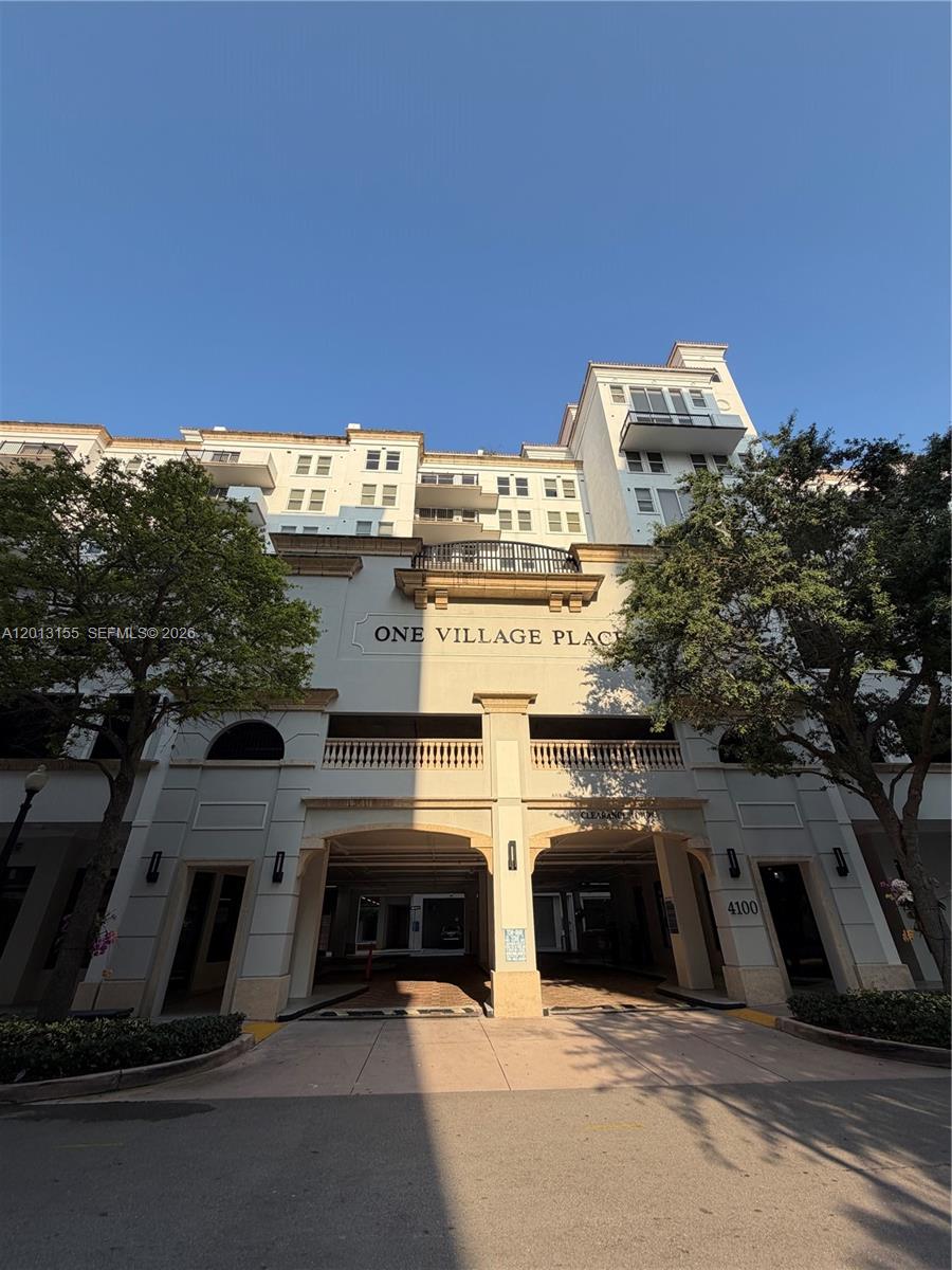4100 Salzedo St 508