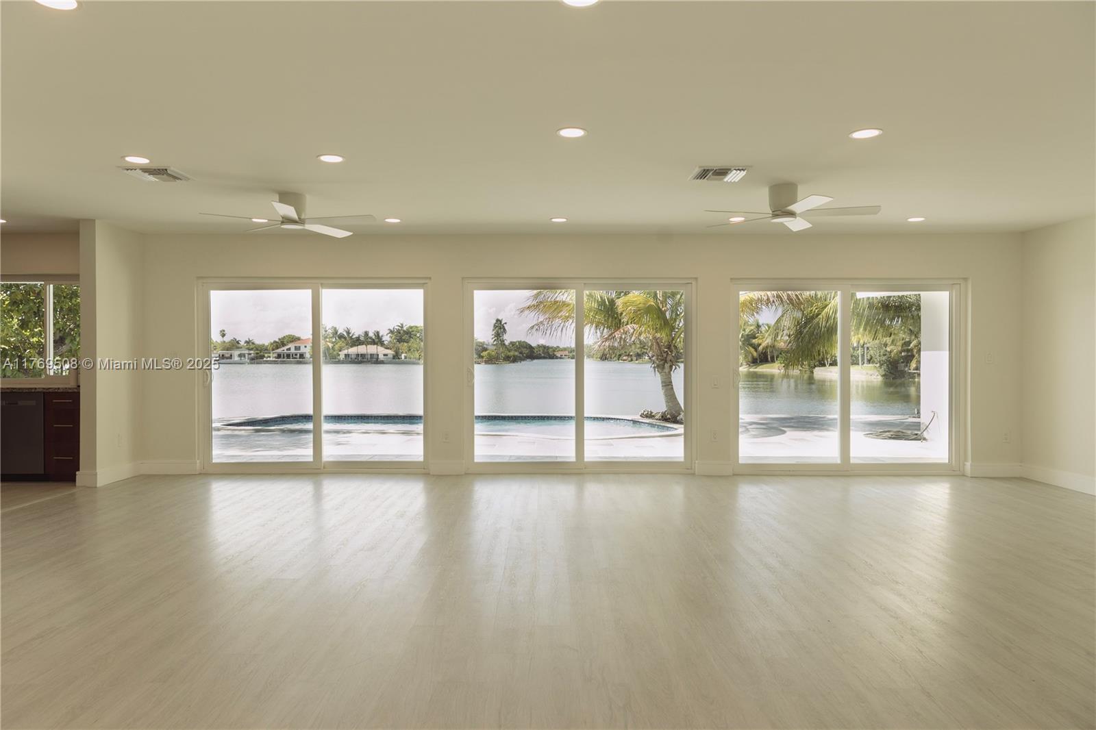 HIGHLAND LAKES EAST - Residential