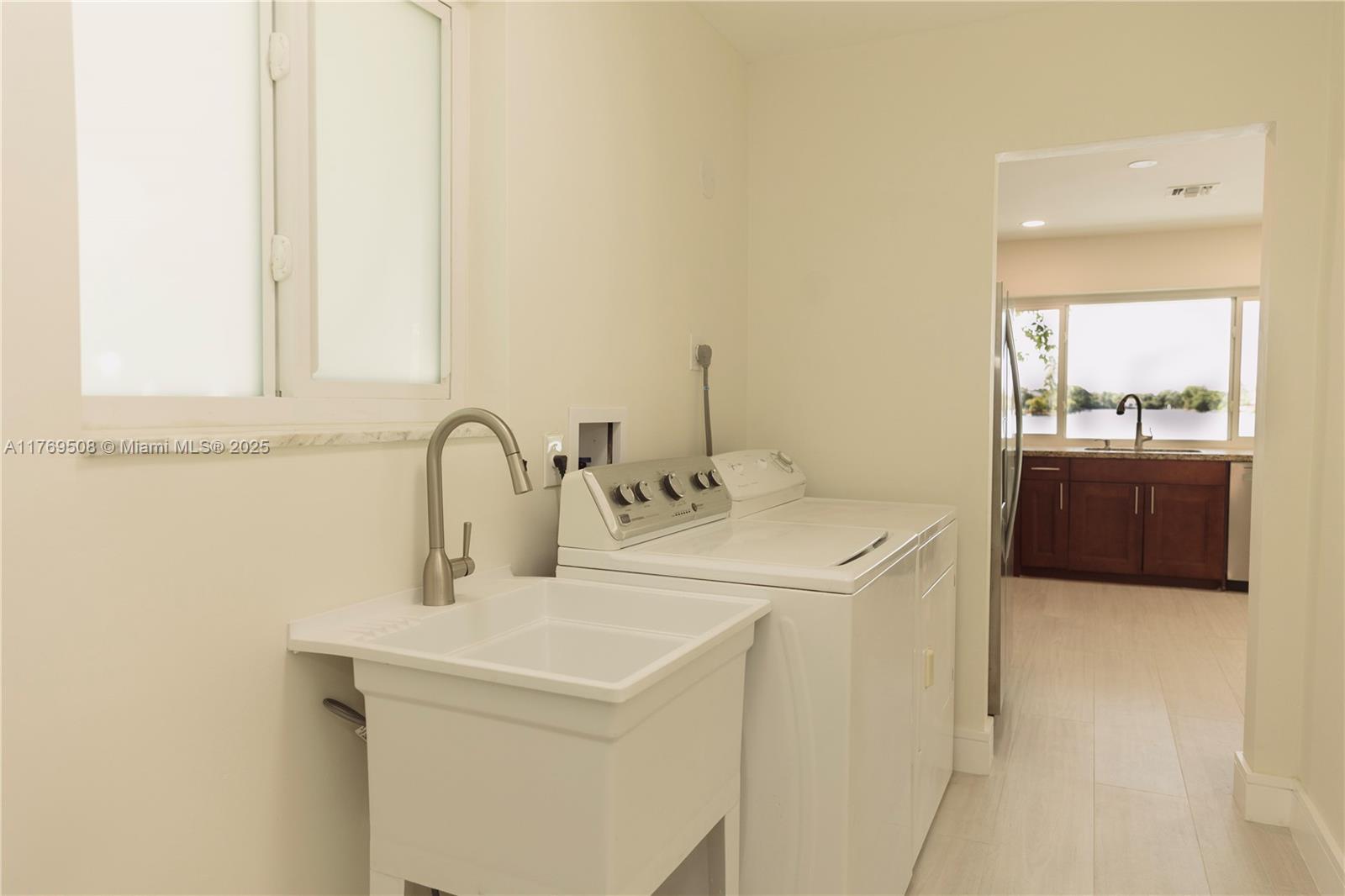 HIGHLAND LAKES EAST - Residential