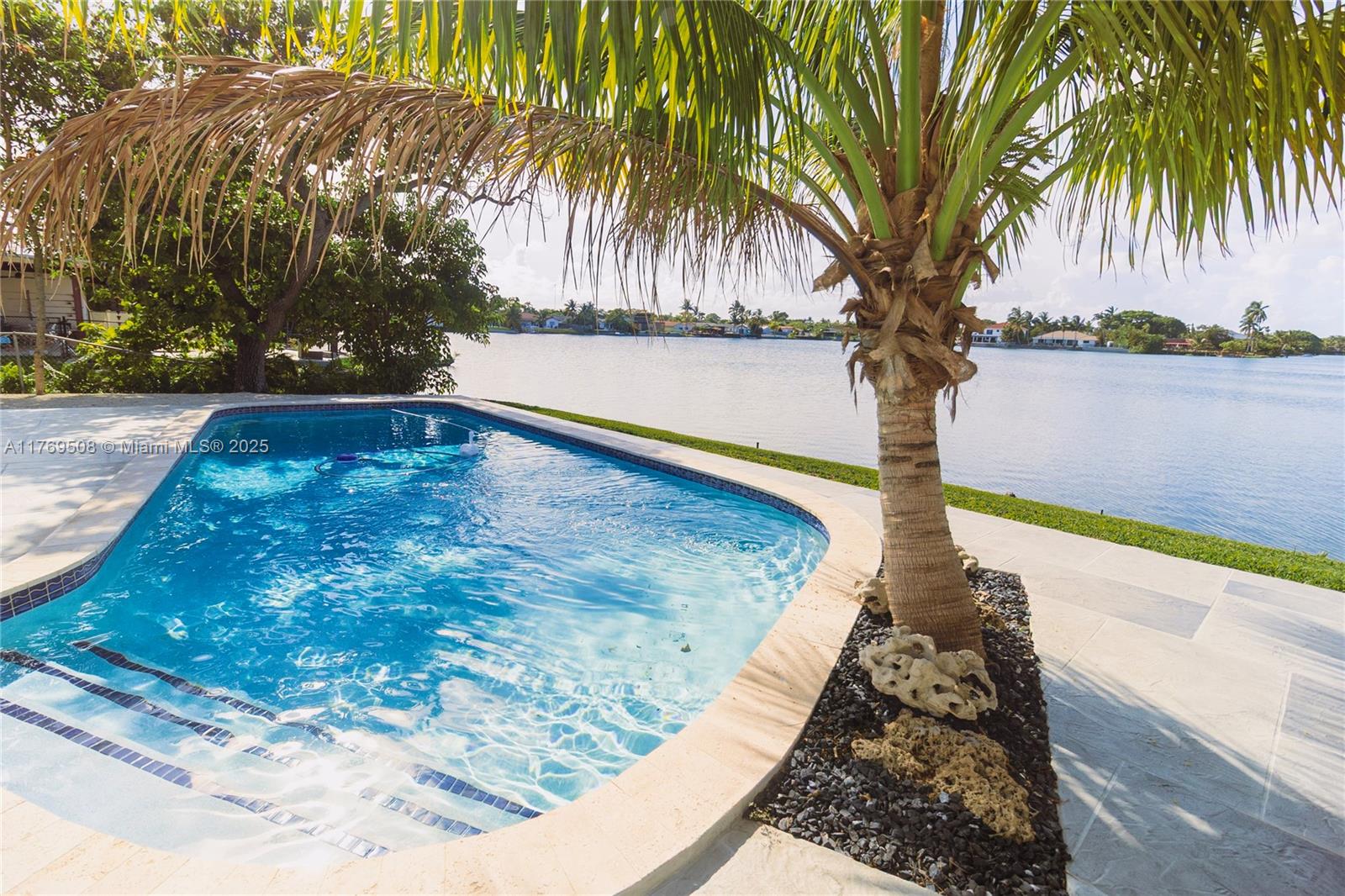 HIGHLAND LAKES EAST - Residential